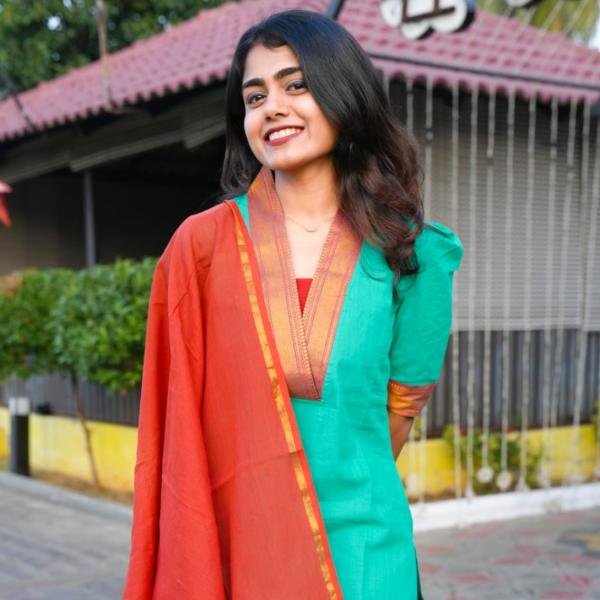 WOMEN’S ELEGANT SEA GREEN KURTI SET WITH DUPATTA