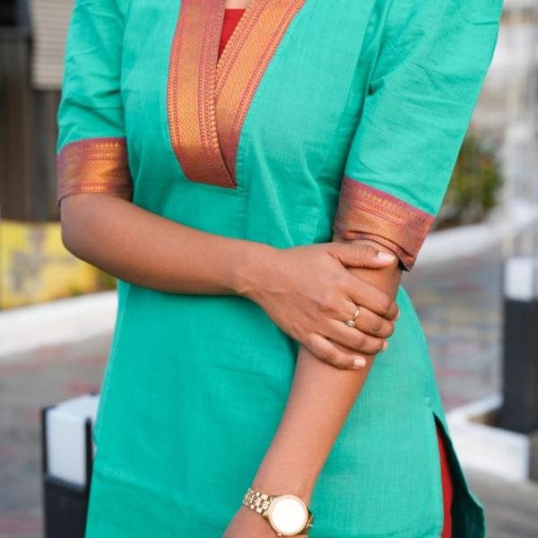 WOMEN’S ELEGANT SEA GREEN KURTI SET WITH DUPATTA